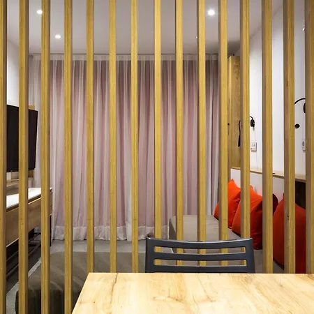 阿波罗太阳之路公寓酒店 公寓 锡切斯